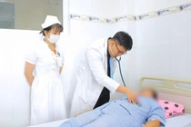 Đặt máy tạo nhịp tim cho người ngất liên tục nhiều năm không rõ nguyên nhân