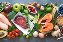 Bác sĩ mách món ăn tốt cho người thiếu máu não