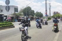 Học sinh phổ thông sử dụng xe điện: Có tiềm ẩn nguy cơ mất ATGT? 