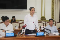 Bộ trưởng GD&ĐT: Ưu tiên đầu tư máy in sao đề thi tốt nghiệp loại tốt