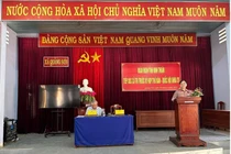 Chủ tịch Phan Xuân Dũng tiếp xúc cử tri ở Ninh Thuận