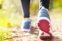 Sai lầm phổ biến khi đi bộ dễ gây bệnh tim mạch, hô hấp