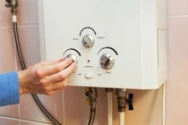 Mẹo dùng bình nóng lạnh tiết kiệm điện trong mùa đông