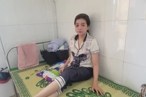 Đến nhà chồng cũ đón con, người phụ nữ bị đánh rạn xương hàm