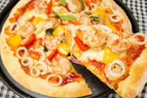 3 công thức làm bánh pizza tại nhà cực ngon, không thua nhà hàng