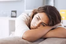 4 dấu hiệu cảnh báo buồng trứng đang dần lão hoá