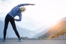 Mách bạn 7 bí quyết giữ cho hệ xương khớp chắc khỏe mỗi ngày