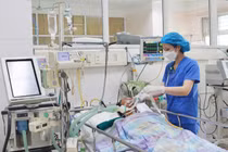 Suy hô hấp, hôn mê sâu nguy kịch sau khi ăn so biển