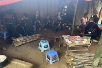 Ăn cỗ đám ma, hơn 10 người ở Sa Pa nhập viện cấp cứu