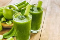 Mách bạn 5 loại nước ép hỗ trợ đào thải sỏi thận tại nhà