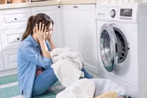 6 sai lầm thường gặp khiến quần áo giặt xong có mùi hôi mốc