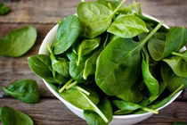 "Điểm" 8 loại rau mùa hè chứa nhiều canxi hơn cả cá, tôm