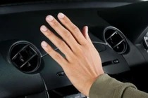 Mùa đông, sử dụng điều hòa trên ô tô thế nào tốt cho sức khỏe?