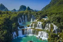 Thác Bản Giốc lọt top 21 thác nước đẹp nhất thế giới năm 2024