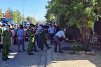 Dùng rựa truy sát cả nhà hàng xóm vì mâu thuẫn