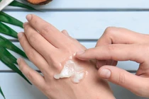 9 mỹ phẩm chị em ưa dùng, thực chất chỉ lãng phí tiền bạc