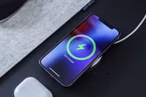 Mẹo khắc phục pin điện thoại sạc mãi không đầy