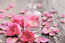 6 lợi ích tuyệt vời của hoa hồng đối với sức khỏe và sắc đẹp