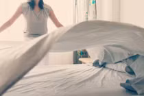 6 thói quen khi thức dậy vào buổi sáng gây hại sức khỏe cần bỏ ngay