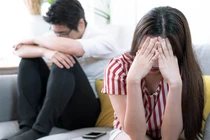 Lấy chồng “hai mặt”