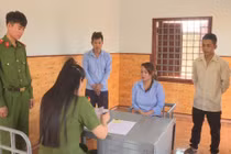 Phá đường dây mua bán hàng chục cô gái phục vụ quán nhậu, karaoke