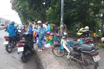 “Chợ nhảy” gây cản trở giao thông