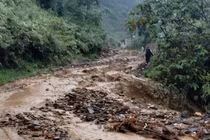 Đi thăm ruộng, người đàn ông bị sét đánh tử vong