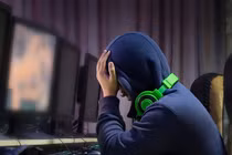 Nam sinh nhập viện tâm thần vì chơi game 12 tiếng/ngày