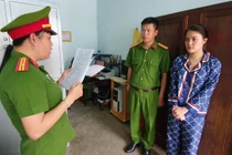 Đắk Lắk: Bị nói xấu trên Facebook, cô gái 17 tuổi đâm bạn trọng thương