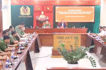 Khen thưởng các đơn vị triệt phá 3 vụ cá độ bóng đá