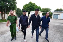 Đắk Lắk: Bắt 2 vệ sĩ quán bar giật túi xách trong đêm khuya