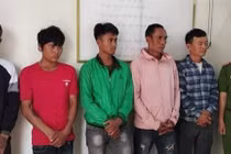 Đắk Lắk: Khởi tố nhóm thanh niên cưa trộm gỗ trong khu bảo tồn