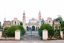 Di tích quốc gia đặc biệt đền Xám