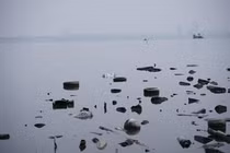 “Hô biến” Hồ Tây thành điểm tập kết... đồ thờ cúng