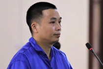 Đâm gục vợ tại phiên tòa hòa giải ly hôn, chồng lĩnh 8 năm tù