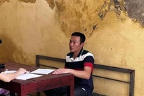 Sàm sỡ, đánh nữ nhân viên quán cà phê, nghi phạm sẽ bị xử lý sao?