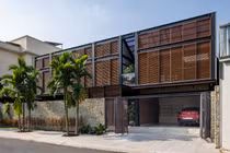 Biệt thự phố “biết thở” giữa Sài thành khiến báo Mỹ trầm trồ