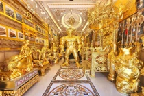 Choáng ngợp “biệt phủ” dát vàng cực "khủng" ở Cần Thơ 