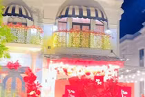 Cận cảnh biệt thự 22 tỷ đồng lộng lẫy của Đoàn Di Băng