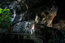 Khám phá “Nam thiên đệ tam động" ở Ninh Bình