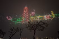 Hà Nội tiếp tục trình diễn máy bay không người lái tại Hồ Tây