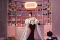 Xuýt xoa khối tài sản khổng lồ của Lý Nhã Kỳ 