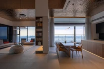 Căn hộ thiết kế đặc biệt giữa Hà thành khiến báo Mỹ nức nở khen