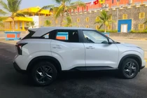 Chi tiết Mitsubishi Xforce bản tiêu chuẩn vừa "cập bến" Việt Nam