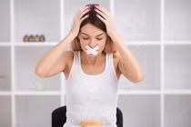 Mách bạn gái cách ăn nhiều không lo béo