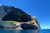 Bí mật bất ngờ ở hòn đảo trông giống "sọ người"