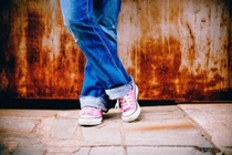 Chân tím tái chuyển xanh, thanh niên vội đi khám... nhận kết quả bất ngờ