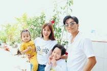 Mãn nhãn vườn hồng ngoại trên sân thượng nhà Khánh Thi - Phan Hiển 