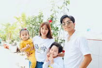 Mãn nhãn vườn hồng ngoại trên sân thượng nhà Khánh Thi - Phan Hiển 