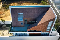 Ngắm biệt thự hiện đại của Tóc Tiên - Hoàng Touliver